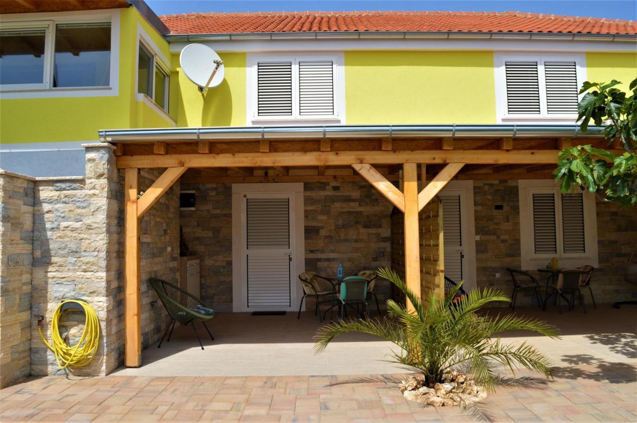 Studio Apartments Luka Biograd - Benkovac Eksteriør bilde