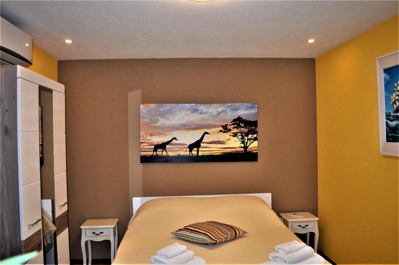 Studio Apartments Luka Biograd - Benkovac Eksteriør bilde
